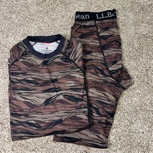 L.L. Bean mens camouflage long underwear set, size Medium, midweight